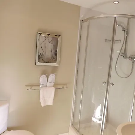 White Linen Whitby, Only 4*