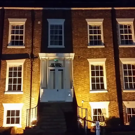 White Linen Whitby, Only 4*