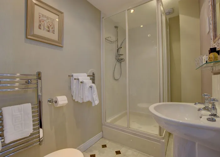 Hotel White Linen Whitby, Only