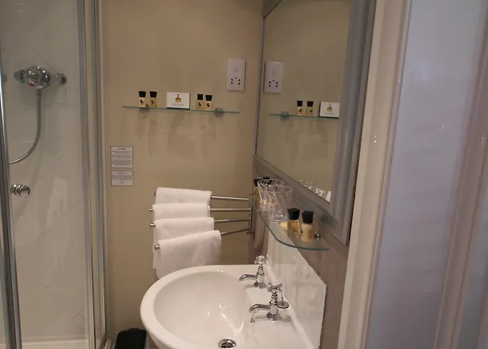 White Linen Whitby, Only Hotel