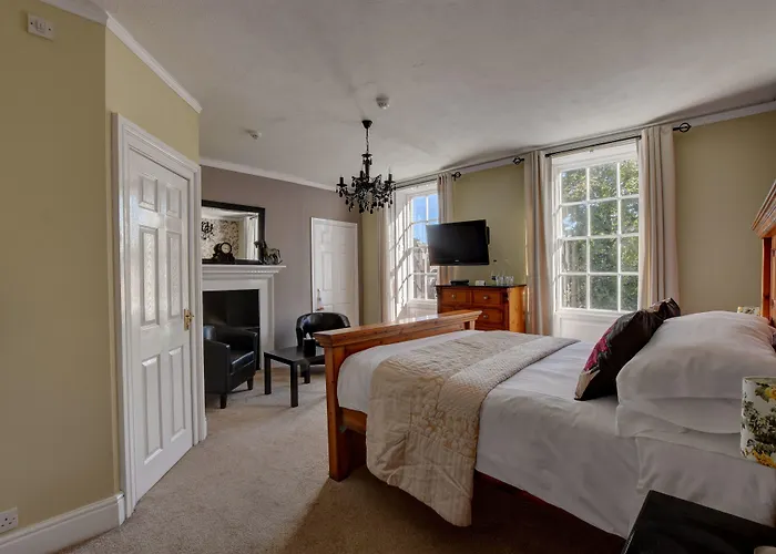 White Linen Whitby, Only