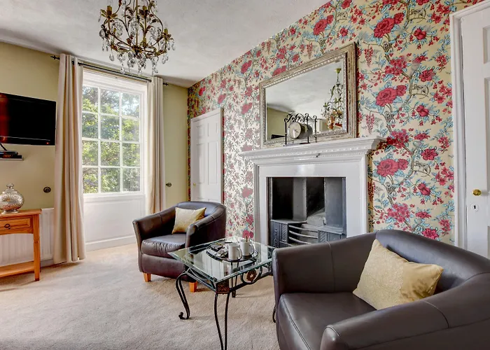 Hotel White Linen Whitby, Only 4*