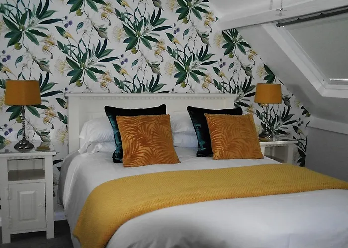 White Linen Whitby, Only Hotel Whitby