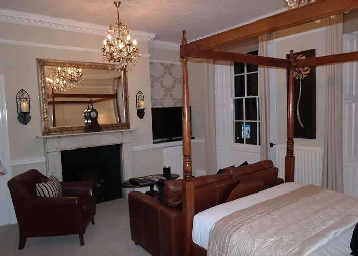 White Linen Whitby, Only Hotel Whitby