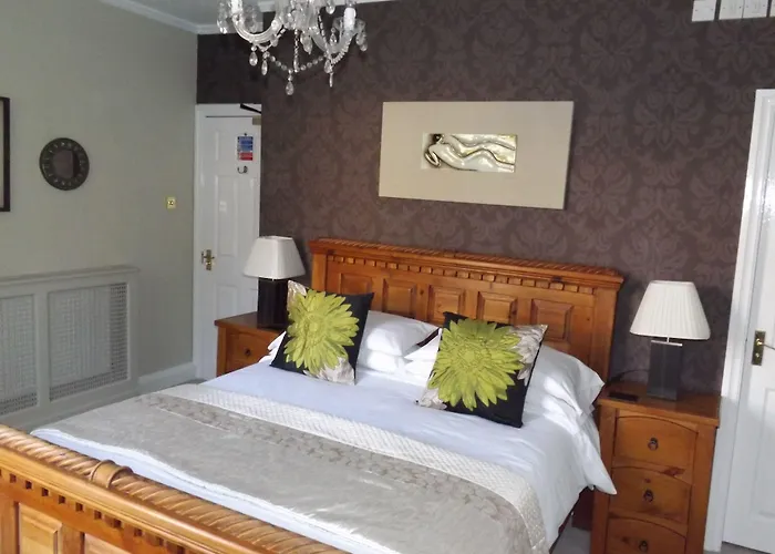 White Linen Whitby, Only Hotel 4*