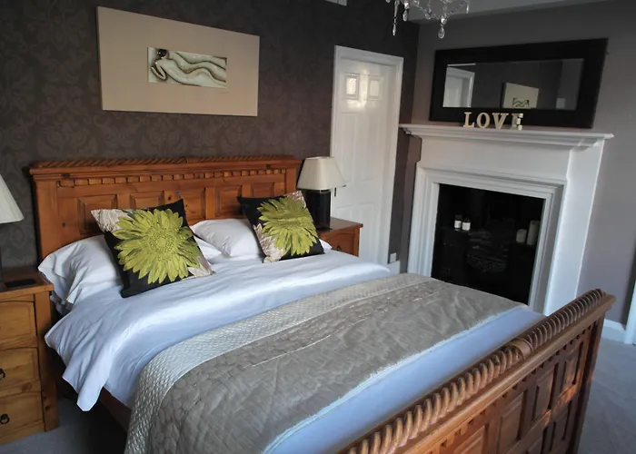 White Linen Whitby, Only Hotel